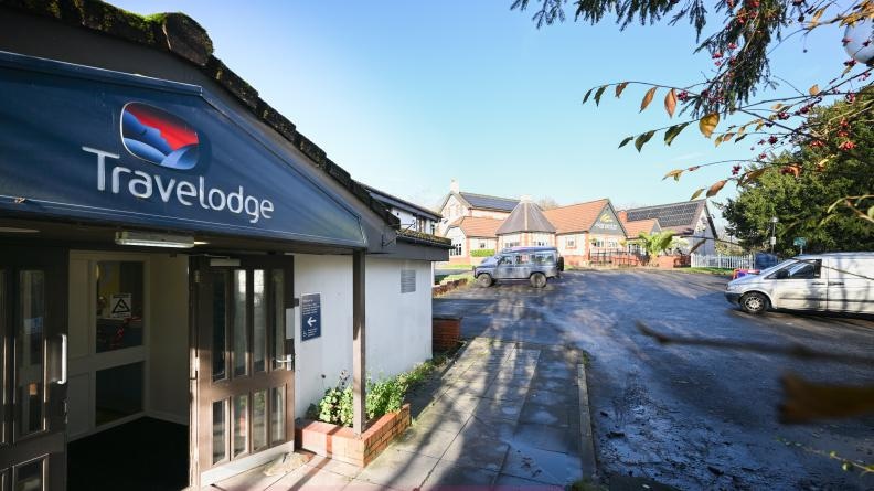 Circle Way East, Cardiff for sale - Building Photo - Image 2 of 2