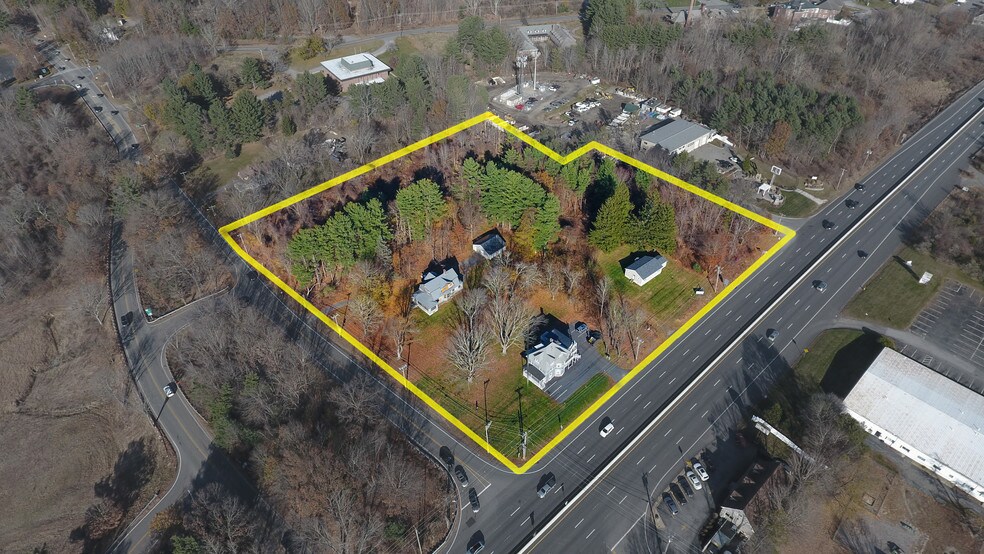 171 Milk St & 221-223 Turnpike Rd portefeuille de 3 propriétés à vendre sur LoopNet.ca - Photo du bâtiment - Image 1 de 6