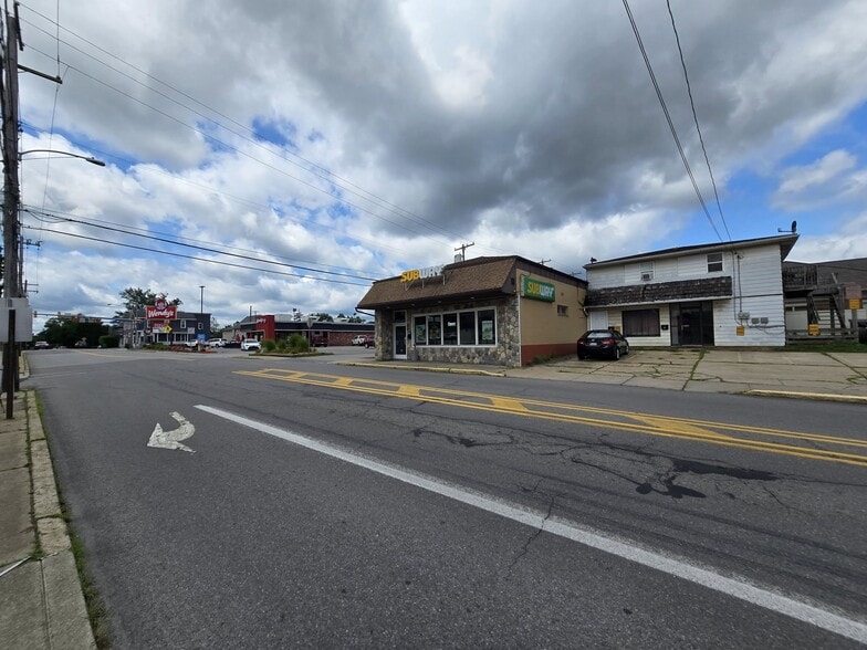 36 S 8th Ave, Clarion, PA for sale - Building Photo - Image 2 of 8