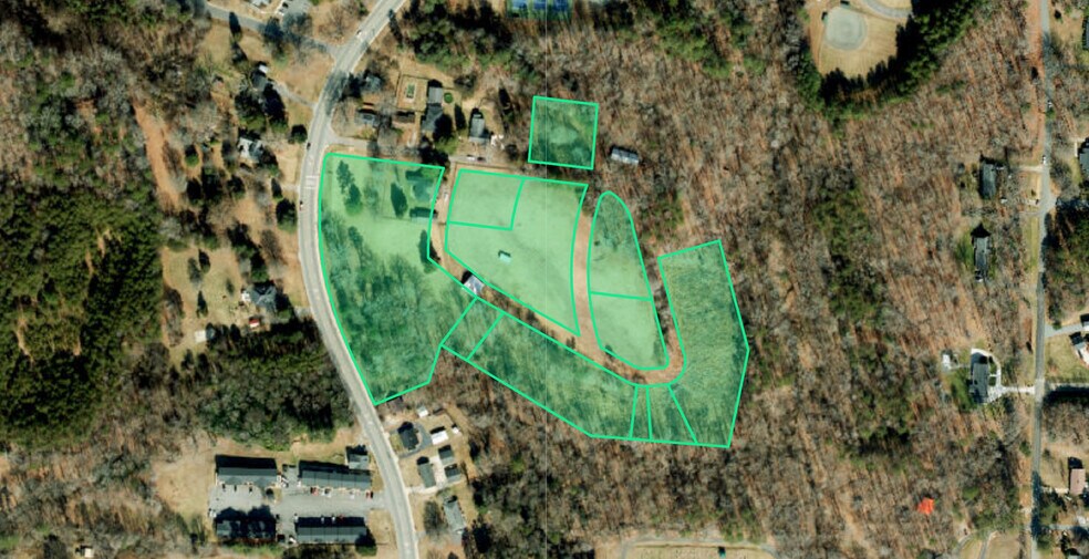 Highland Park portefeuille de 7 propriétés à vendre sur LoopNet.ca - Photo du bâtiment - Image 1 de 2