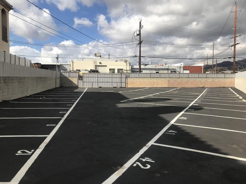 418 S Lake St, Burbank, CA à vendre - Autre - Image 3 de 6