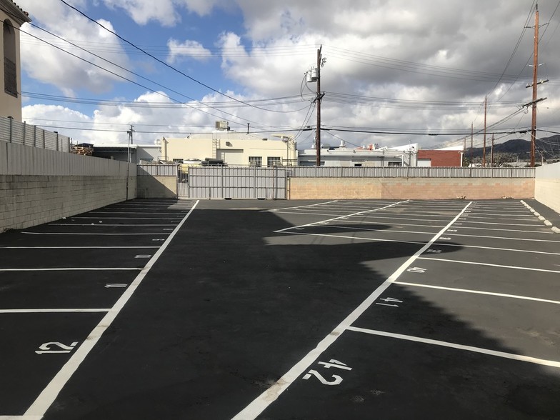 418 S Lake St, Burbank, CA for lease - Other - Image 2 of 5