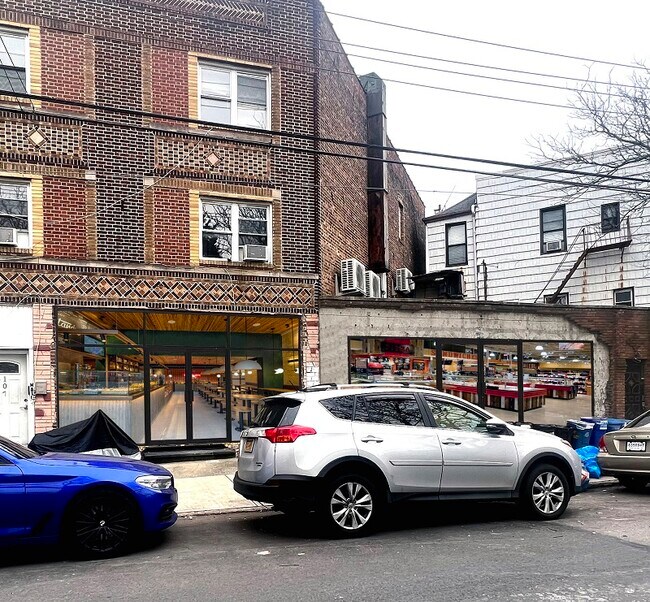 More details for 111 Bay 50th St, Brooklyn, NY - Retail for Lease