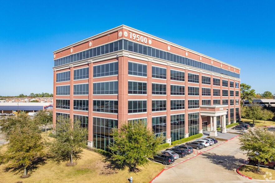 19500 State Highway 249, Houston, TX à vendre - Photo du bâtiment - Image 3 de 7
