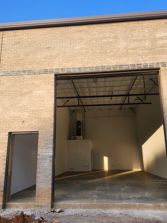 More details for 2550 Atlanta Highway Hwy, Cumming, GA - Flex for Lease