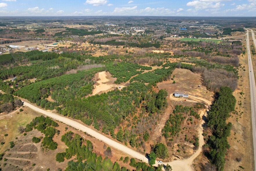 9553 18 1/2 Rd, Manton, MI à vendre - Photo du bâtiment - Image 3 de 27