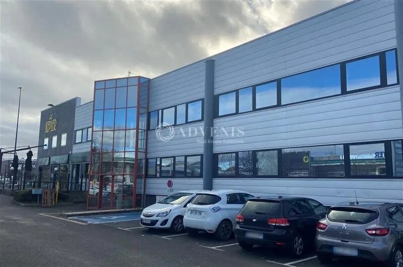 Office in Clermont-Ferrand for lease - Building Photo - Image 3 of 12