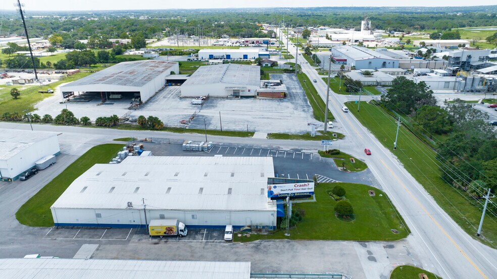 2330 S Combee Rd, Lakeland, FL à louer - Aérien - Image 2 de 6