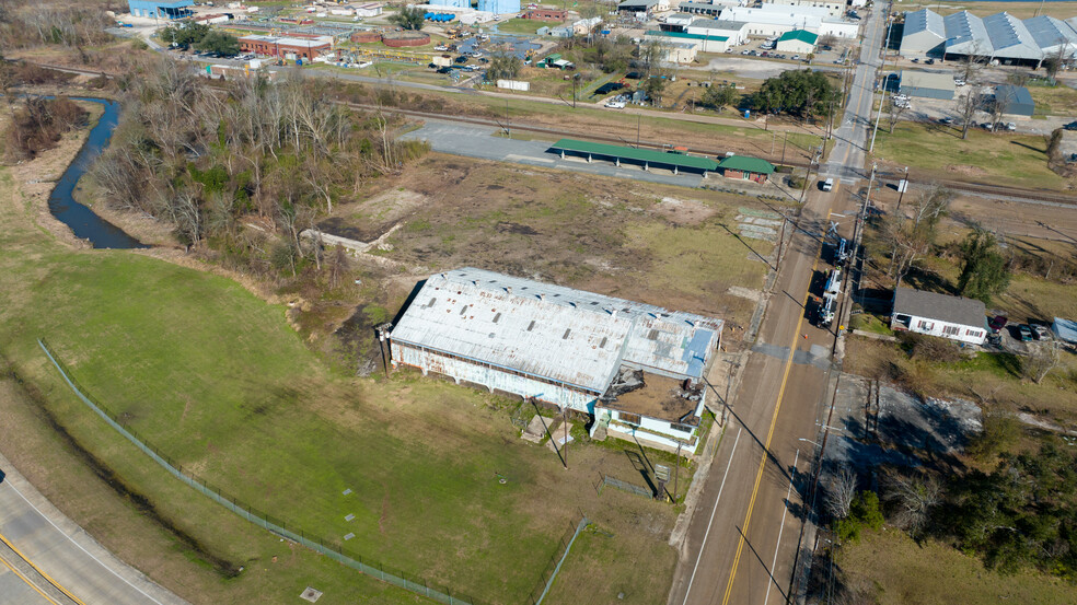 124 Ryan St, Lake Charles, LA for sale - Building Photo - Image 1 of 10