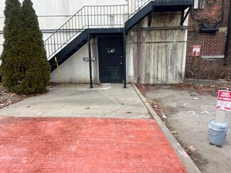 More details for 34 Glen St, Glen Cove, NY - Retail for Lease