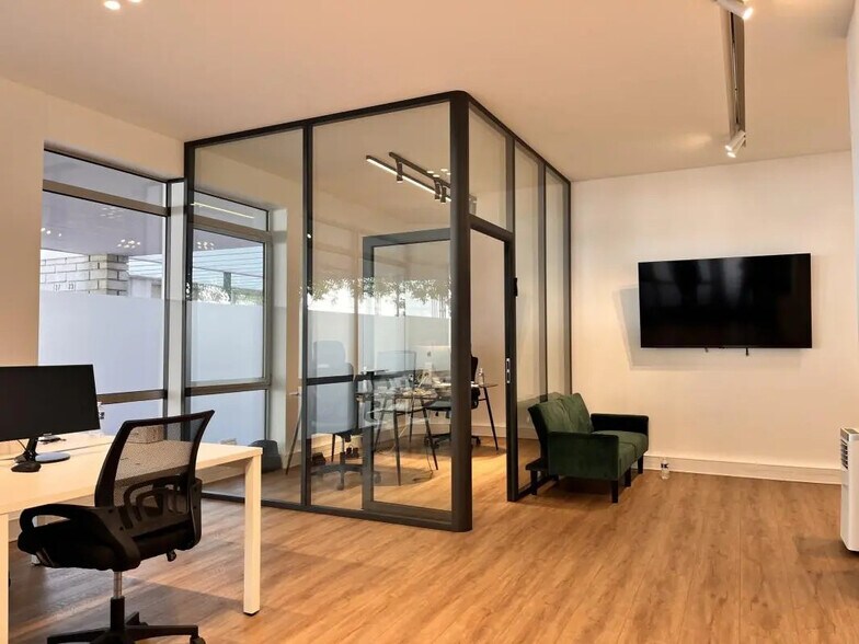 37 Rue Collange, Levallois-Perret for sale - Building Photo - Image 2 of 4