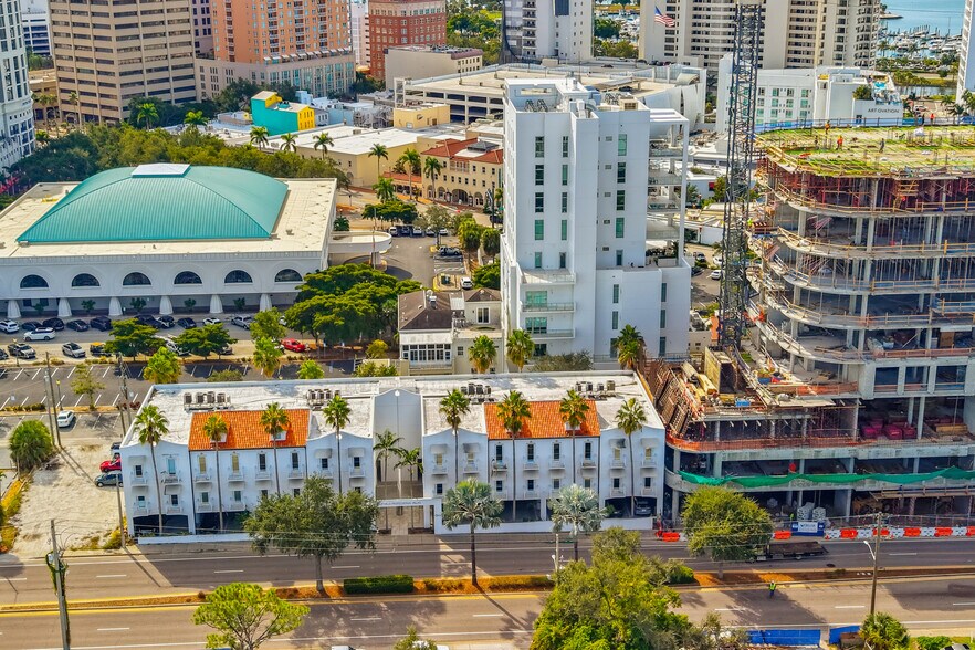 1348-1358 Fruitville Rd, Sarasota, FL for sale - Aerial - Image 2 of 12