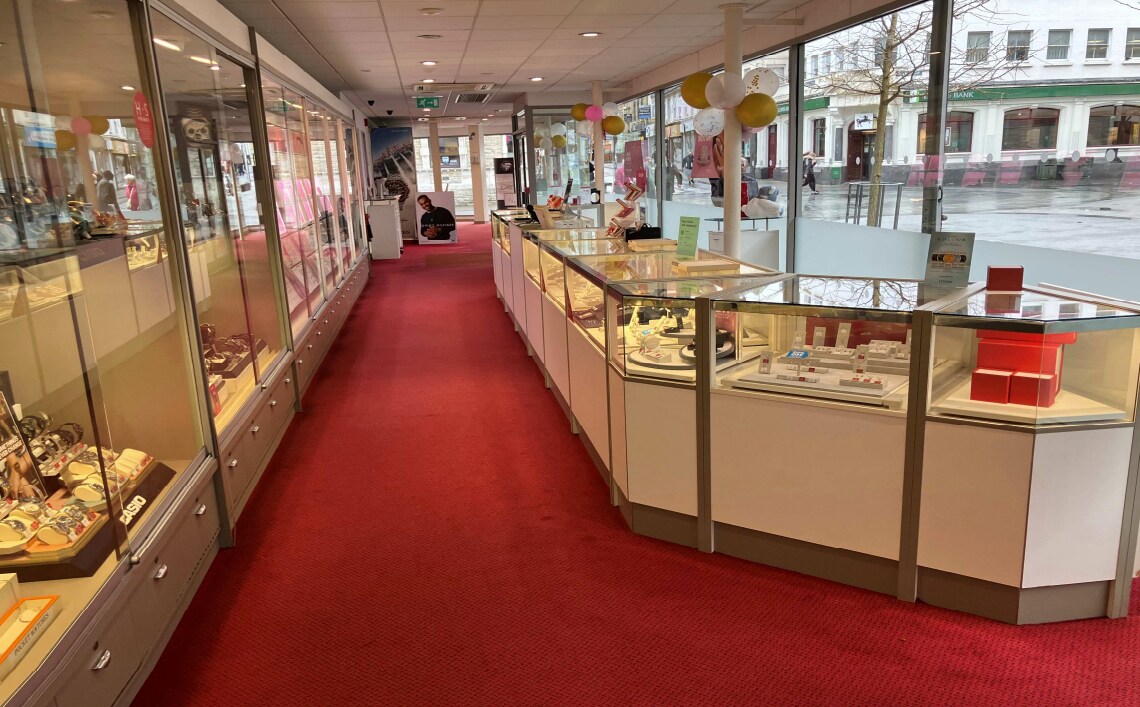 2-4 Military Rd, Chatham for lease Interior Photo- Image 1 of 2