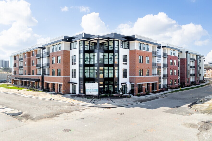 451 Church St, Norfolk, VA à louer - Photo principale - Image 1 de 47