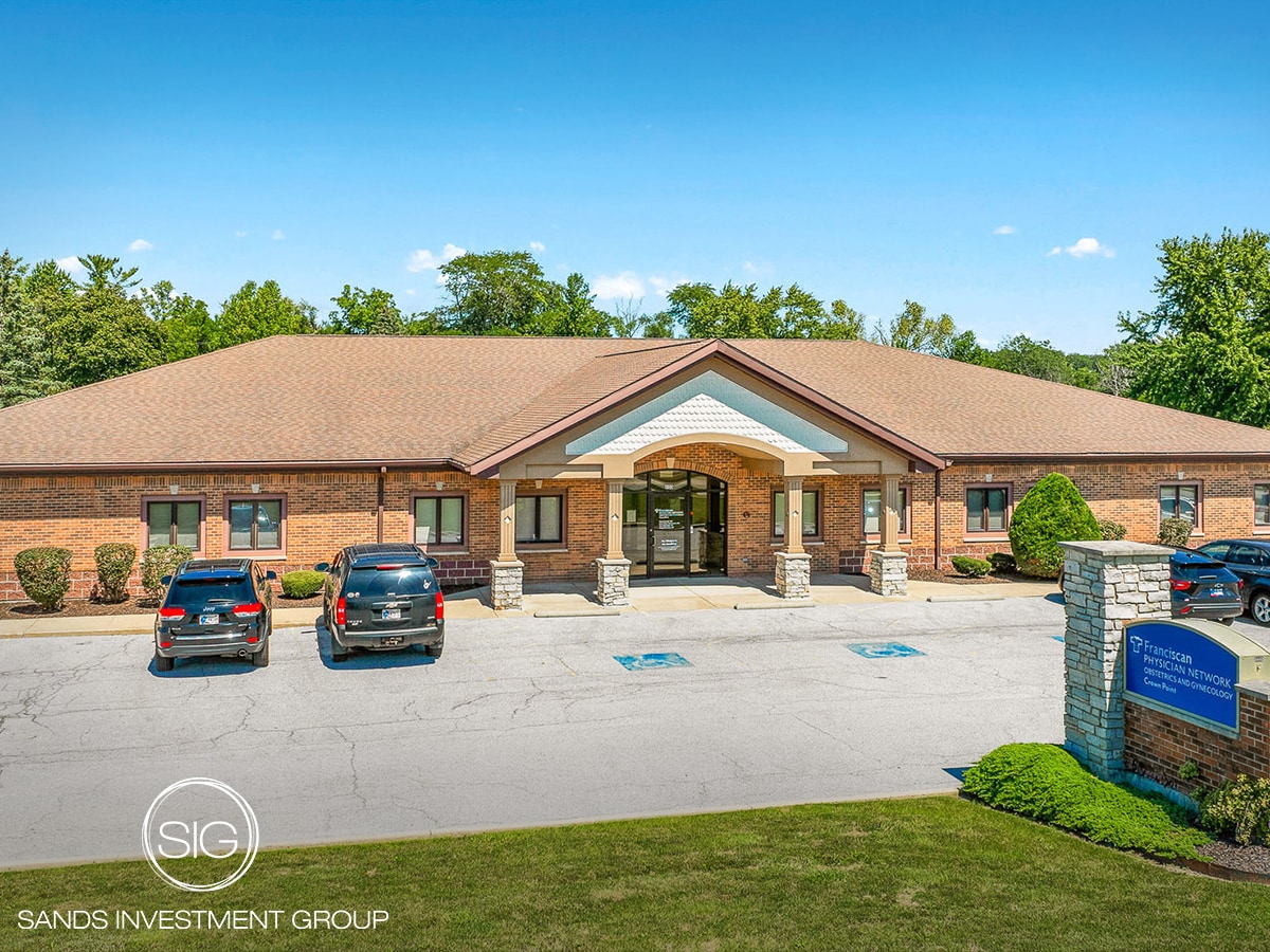 800 W Burrell Dr, Crown Point, IN for sale Building Photo- Image 1 of 6