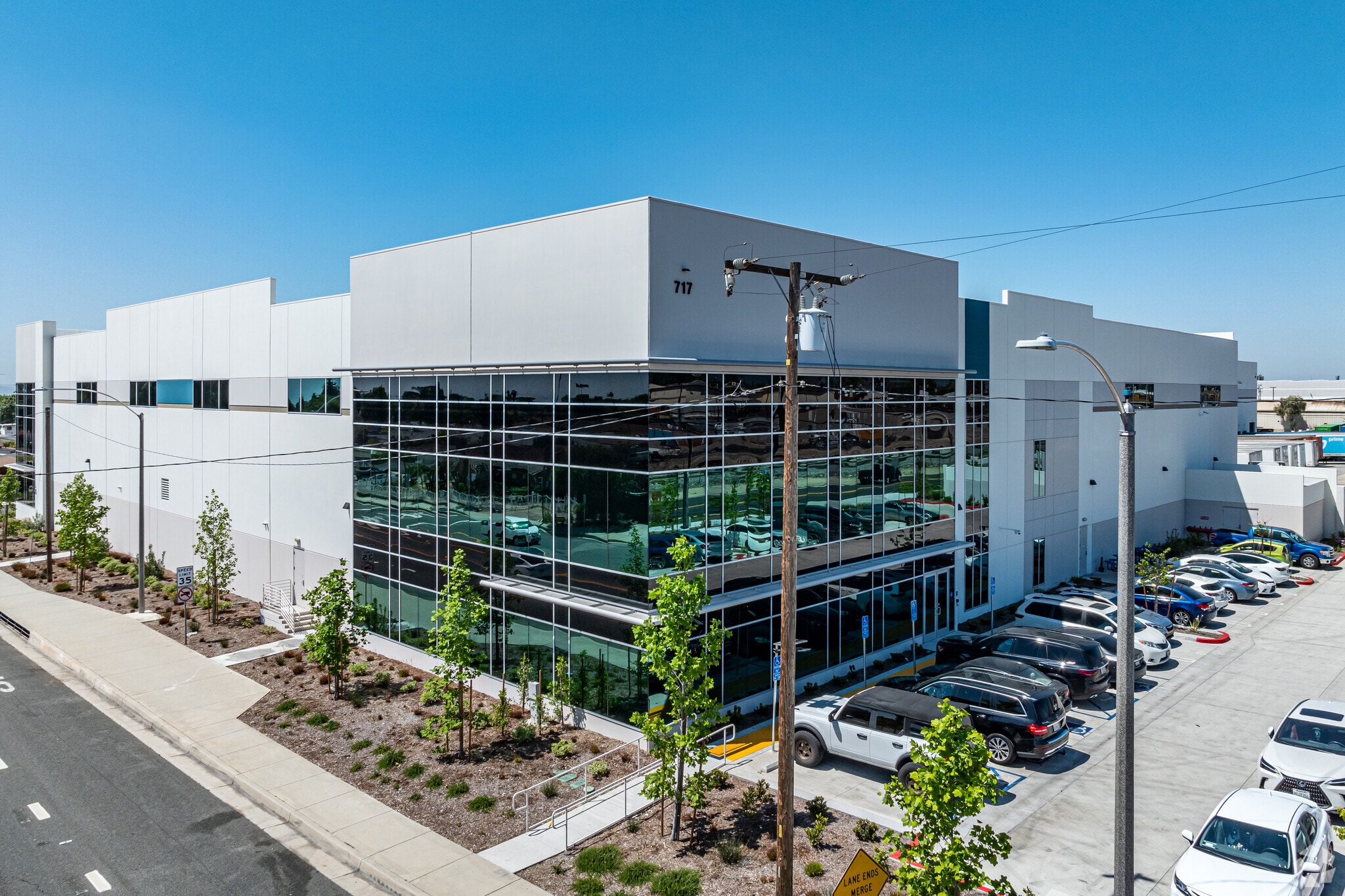 717 W State St, Ontario, CA for lease Primary Photo- Image 1 of 8