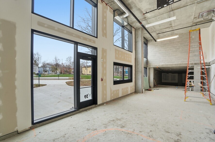 39 E Hubbard Ave, Columbus, OH à louer - Photo intérieure - Image 3 de 11