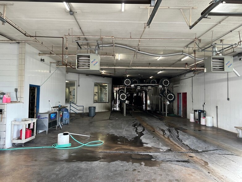 2120 Main St, Batavia, IL à vendre - Photo du bâtiment - Image 3 de 7