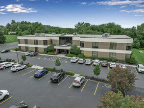 600 Willowbrook Office Park, Fairport, NY à louer Photo du b timent- Image 1 de 10