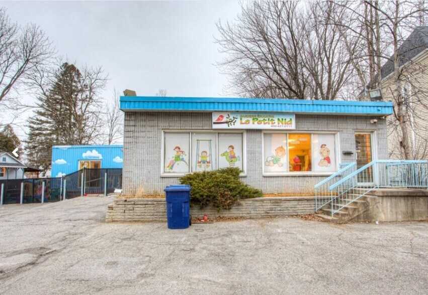 4709 Boul Sainte-Rose, Laval, QC à vendre - Photo principale - Image 1 de 1