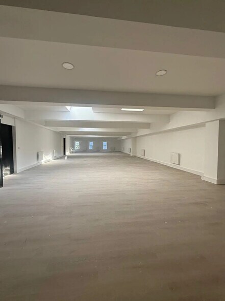 Bureau dans Champigny-sur-Marne à louer - Photo intérieure - Image 3 de 5