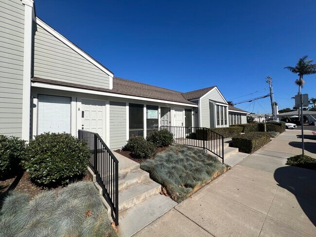 Plus de détails pour 580 Beech Ave, Carlsbad, CA - Coworking à louer