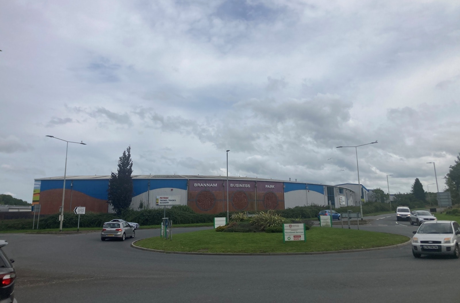 Oakwood Close, Barnstaple for lease Building Photo- Image 1 of 2