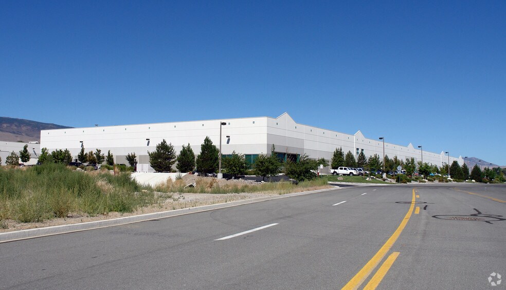 12663-12693 Old Virginia Rd, Reno, NV à louer - Photo du bâtiment - Image 2 de 6