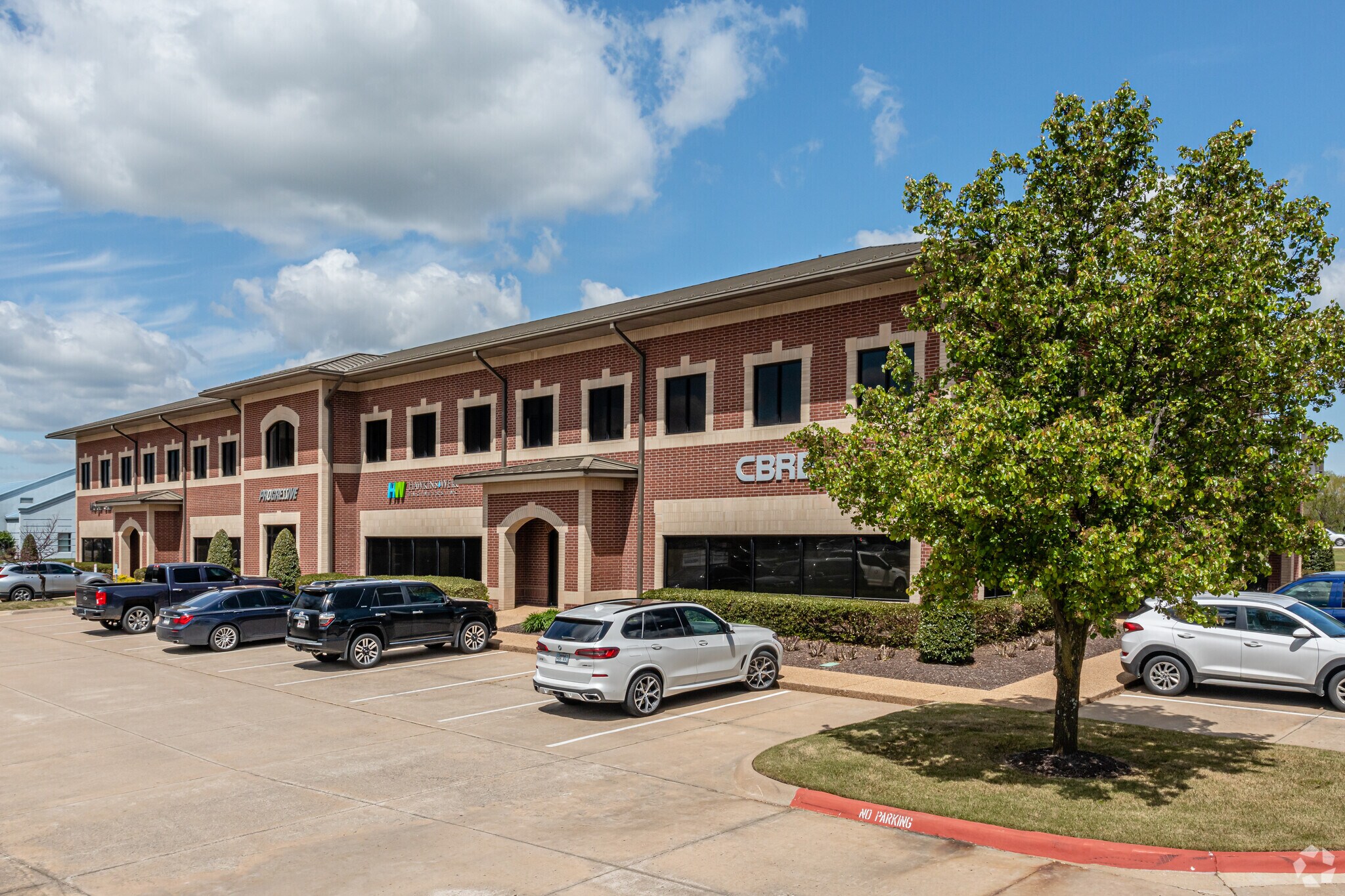 438 E Millsap Rd, Fayetteville, AR for lease Primary Photo- Image 1 of 7