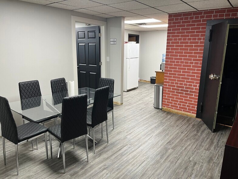 19 NW 16th St, Oklahoma City, OK à vendre - Photo intérieure - Image 2 de 4