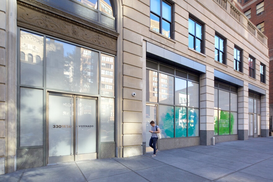 330 W 34th St, New York, NY for lease - Building Photo - Image 3 of 6