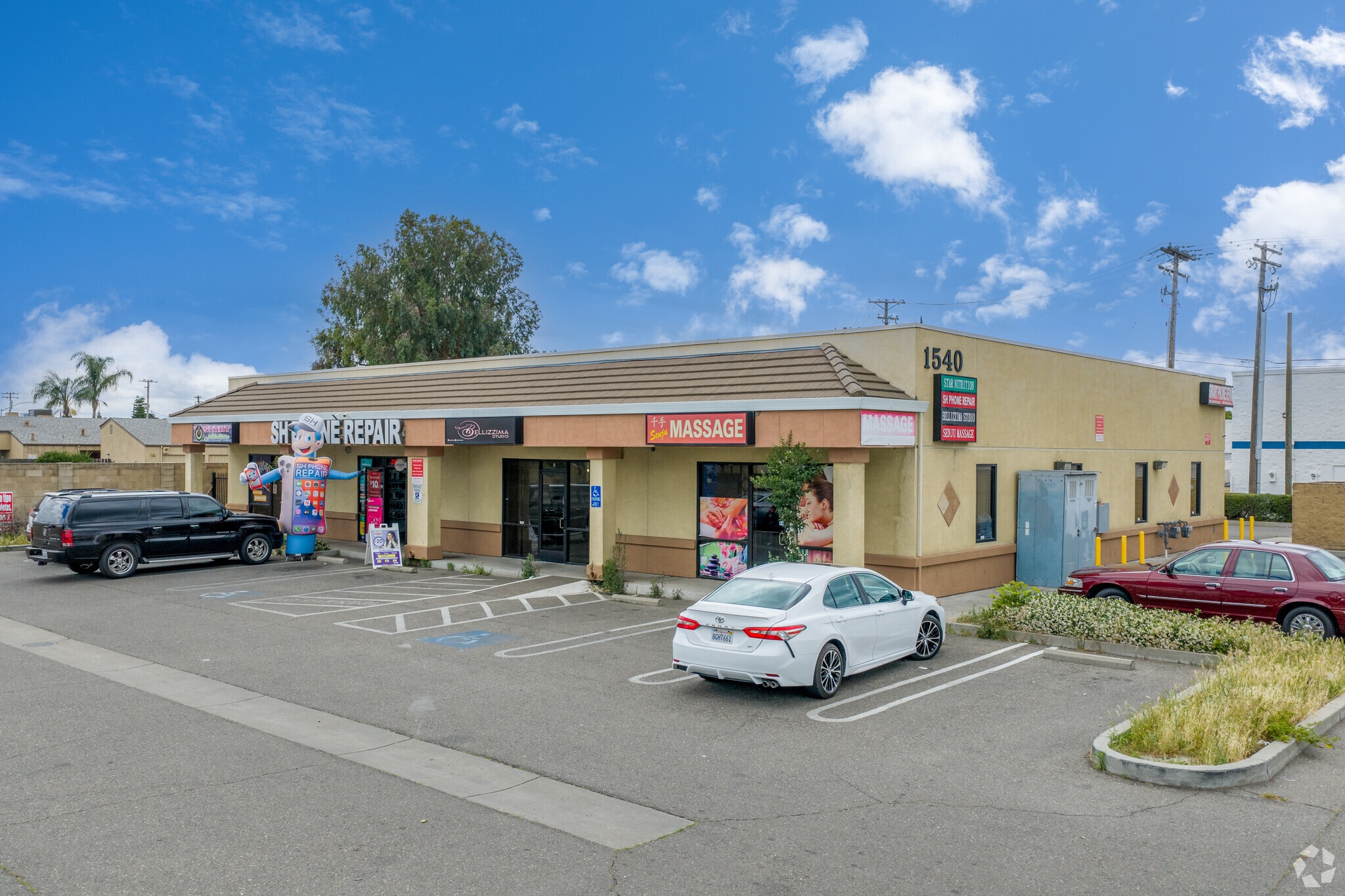 1540 E Hatch Rd, Ceres, CA à louer Photo principale- Image 1 de 4