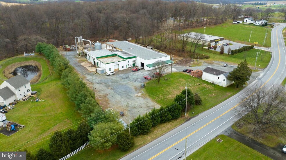 1989 Lancaster Pike, Peach Bottom, PA à vendre - Photo du b timent - Image 1 de 5