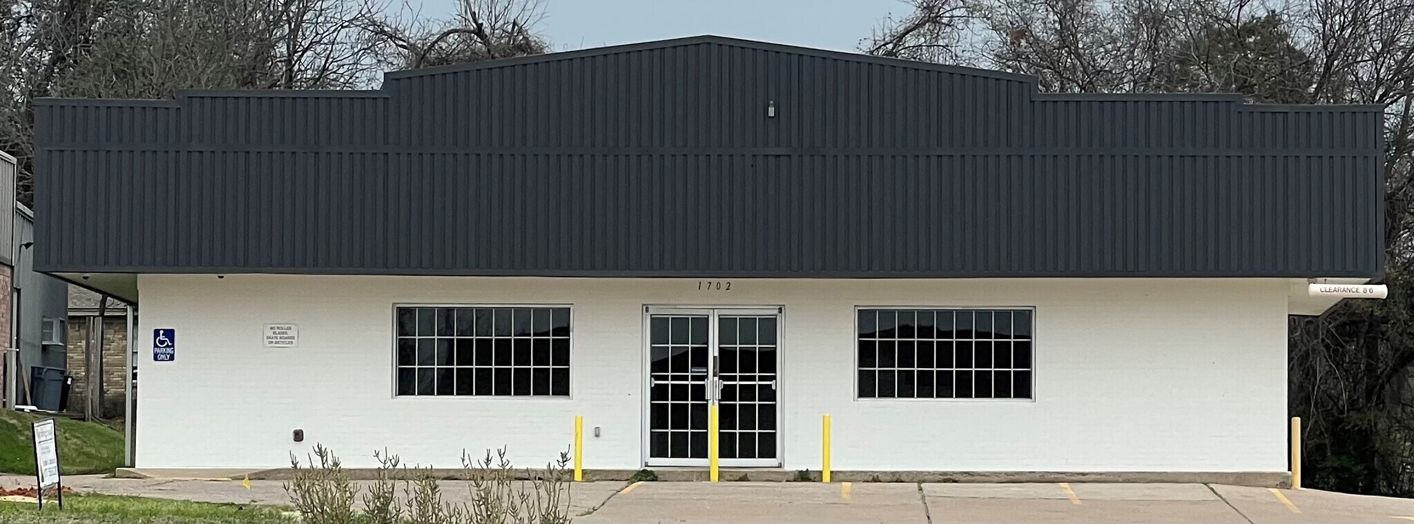 1702 Santa Fe Dr, Weatherford, TX for lease Primary Photo- Image 1 of 21