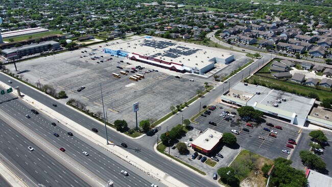 Plus de détails pour 2015 SW Loop 410, San Antonio, TX - Plusieurs types d'espaces à louer