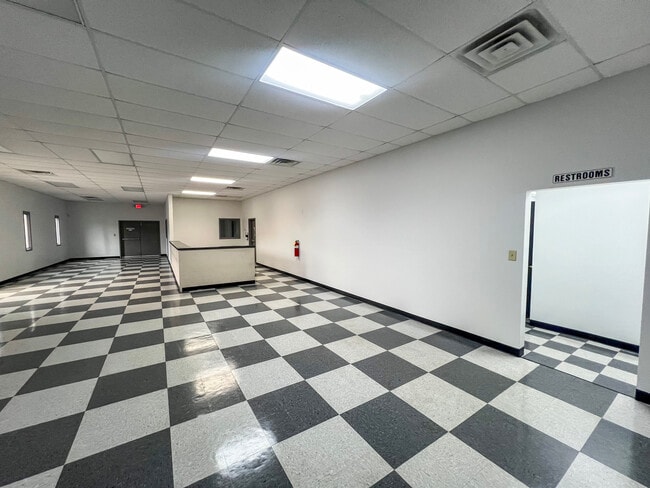 More details for 4701 Commercial Dr NW, Huntsville, AL - Office/Retail for Lease