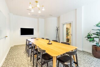 50 Rue Taitbout, Paris for lease Interior Photo- Image 2 of 15