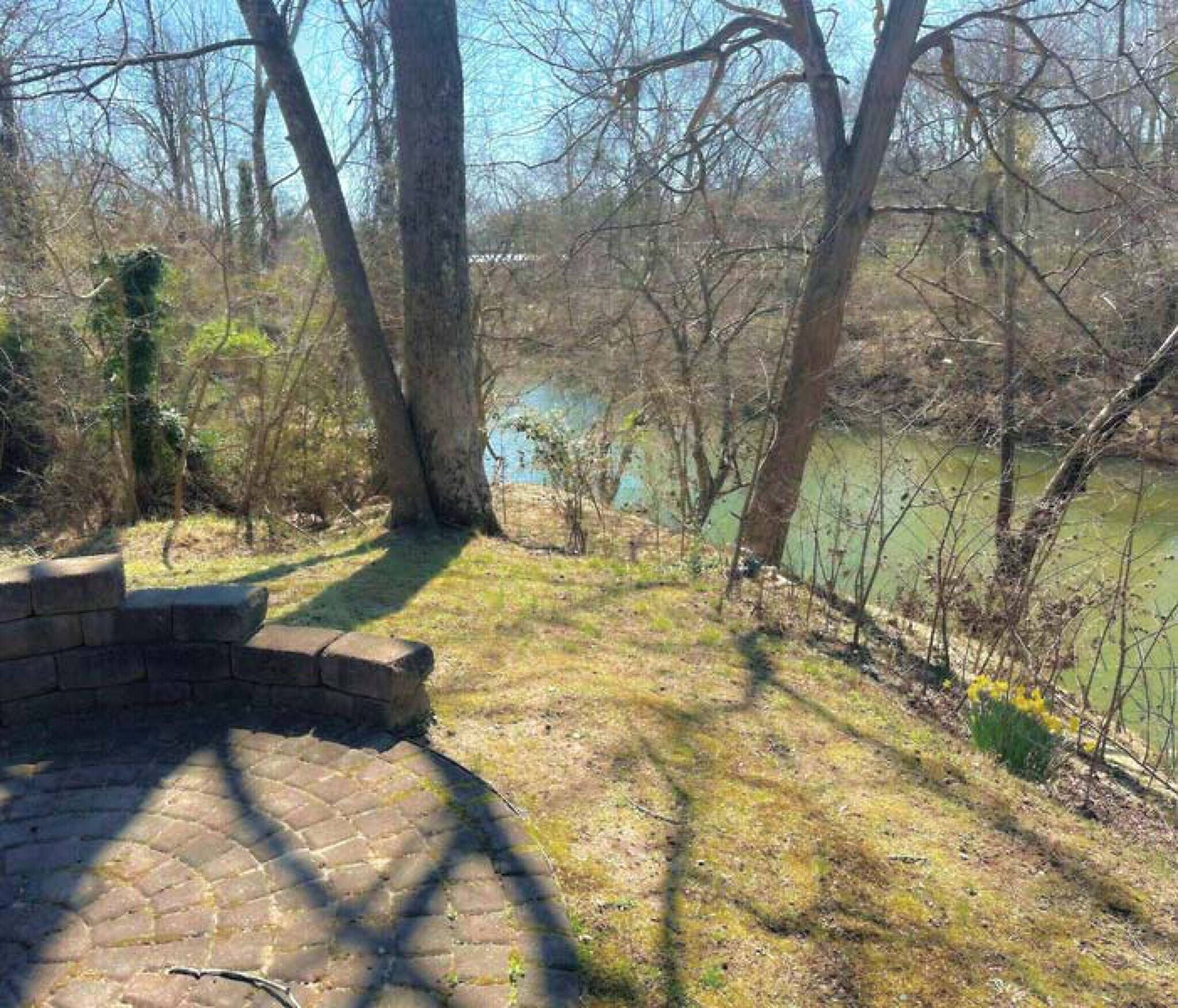 347 W Kings Hwy, Eden, NC à vendre Photo du bâtiment- Image 1 de 9