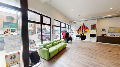 4410 N Clark St, Chicago, IL for lease Interior Photo- Image 2 of 7