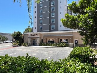 Plus de détails pour 692 N Orange Ave, Orlando, FL - Commerce de détail à louer
