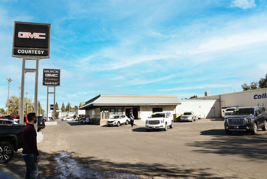 2520 Cohasset Rd, Chico, CA for sale - Building Photo - Image 3 of 6