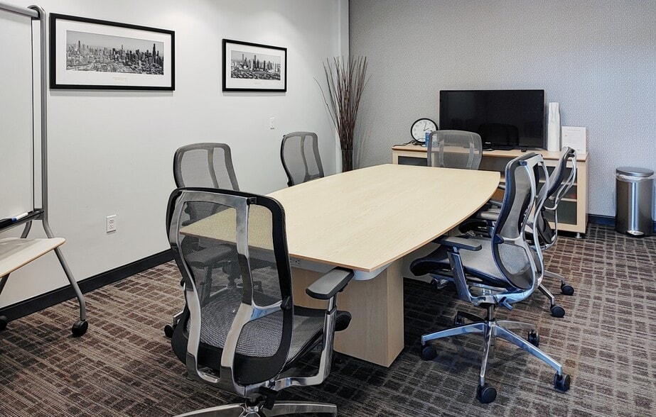 1455 NW Leary Way, Seattle, WA à louer - Photo intérieure - Image 2 de 23