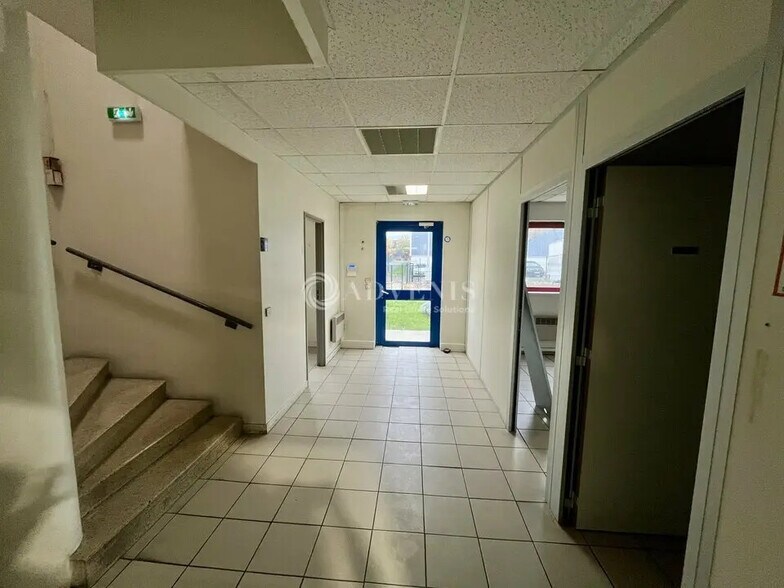Flex dans Argenteuil à louer - Photo du bâtiment - Image 2 de 10
