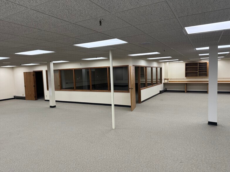 3690 W 10th St, Greeley, CO à louer - Photo du bâtiment - Image 3 de 7