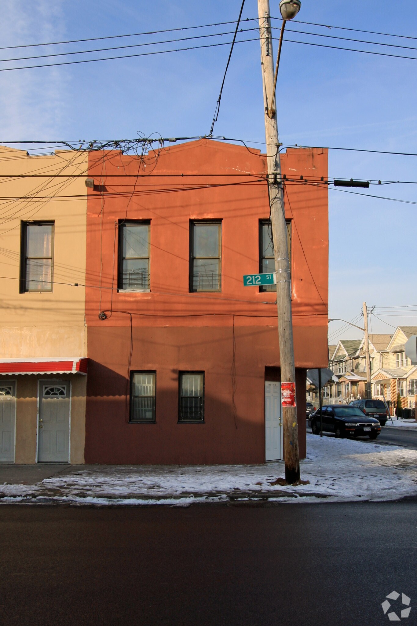 99-02 212th St, Jamaica, NY à vendre Photo principale- Image 1 de 9