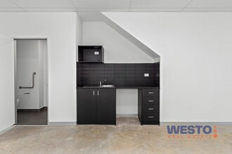 150 Palmers Rd, Truganina for lease Interior Photo- Image 2 of 4