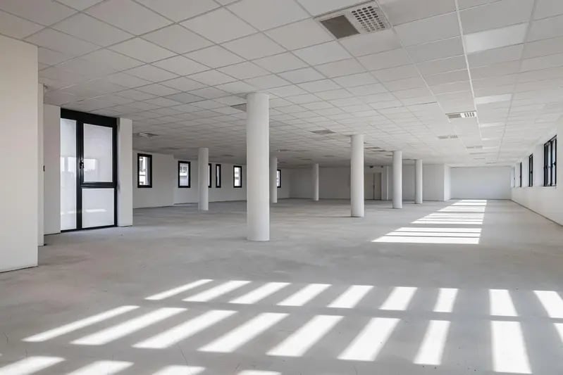 Office in Lyon for sale - Interior Photo - Image 1 of 12