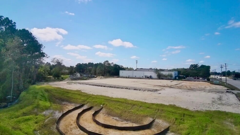 3456 Black and Decker Rd, Hope Mills, NC for lease - Building Photo - Image 2 of 6