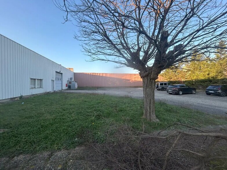 Flex dans Bron à louer - Photo du bâtiment - Image 3 de 7