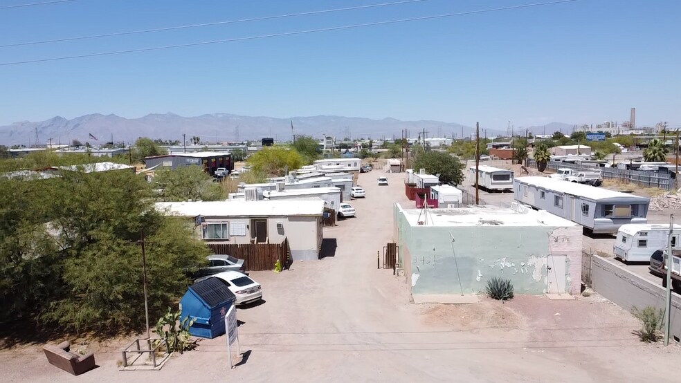 3425 E Benson Hwy, Tucson, AZ à vendre - Photo du bâtiment - Image 1 de 7